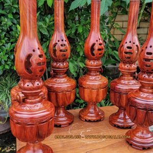 đèn thờ gỗ hương kiểu dáng tỉa múi