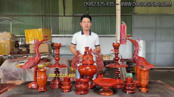 các món trong bộ đồ thờ bằng gỗ