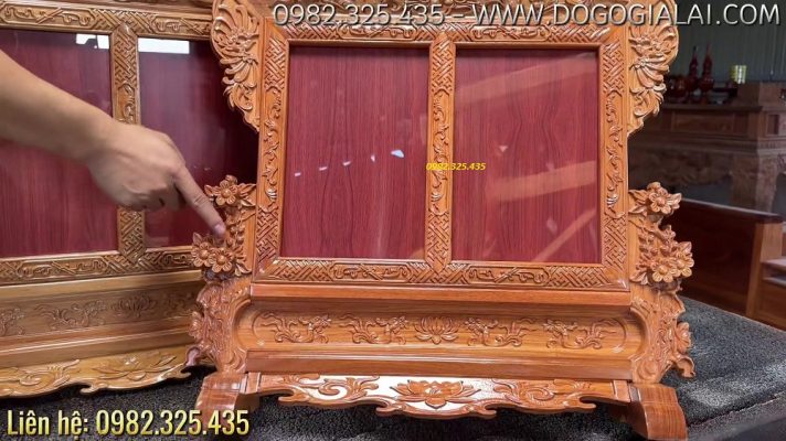 hoạ tiết hoa mai được đục nổi hai bên
