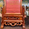 phần chân với hoạ tiết hoa sen và lá tây