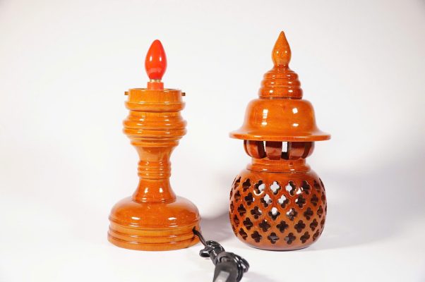 bên trong được sử dụng bóng trái ớt