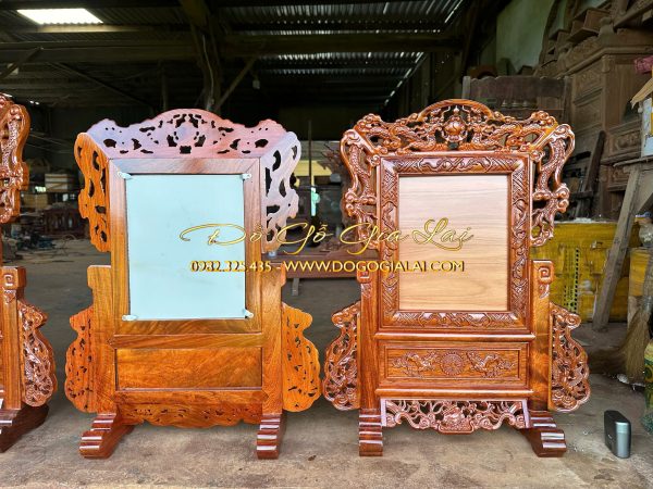 khung ảnh thờ được sơn cả trước và sau